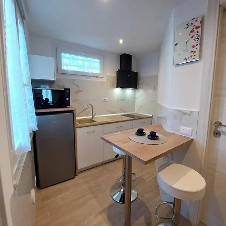 Il Gioiellino Di Apartament La Spezia